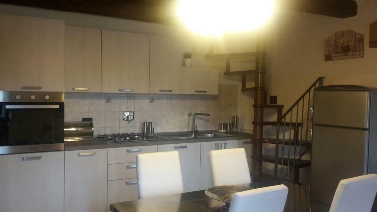 La Dimora Di Angela Apartment Barberino di Mugello Bagian luar foto