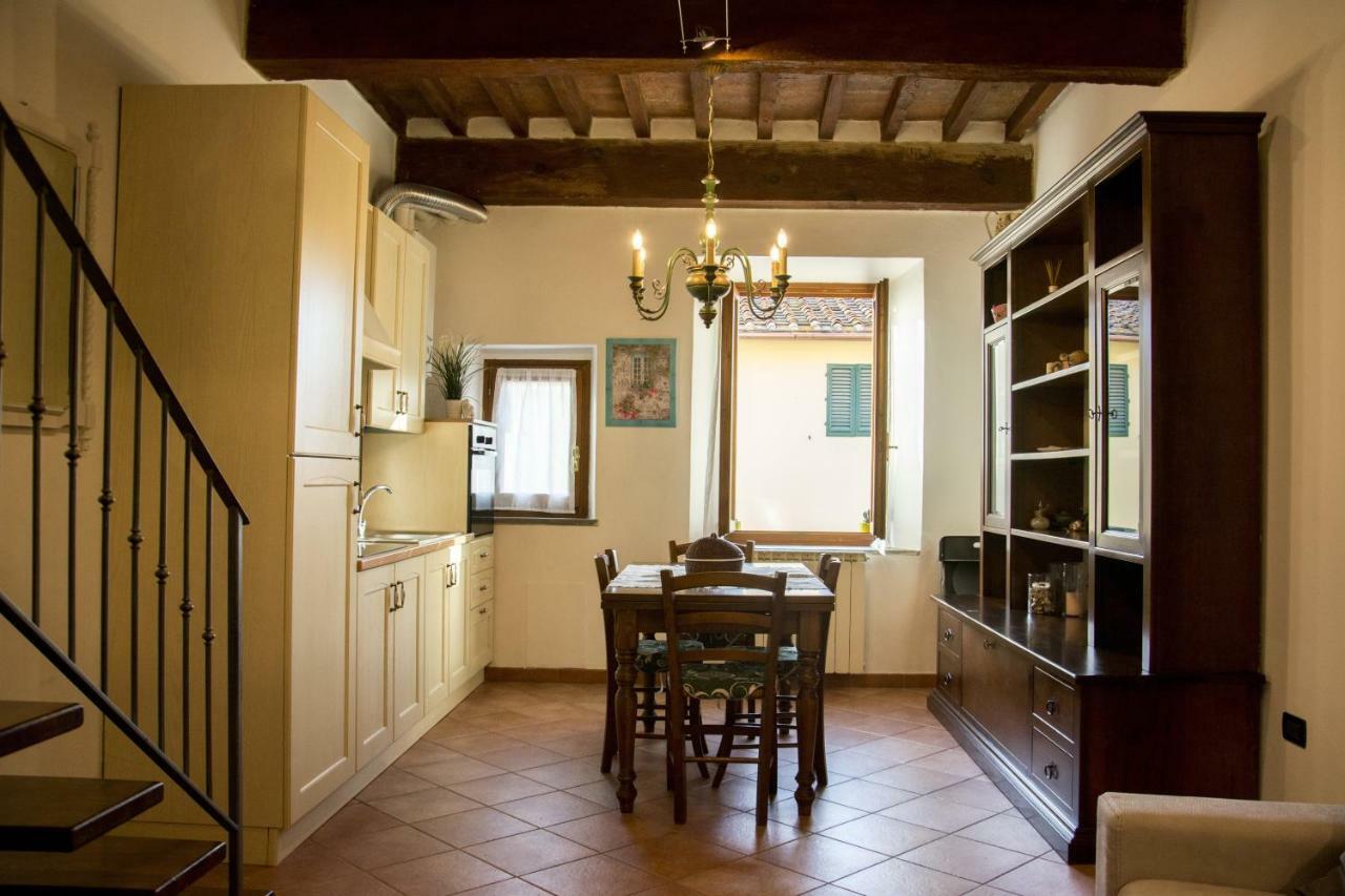 La Dimora Di Angela Apartment Barberino di Mugello Bagian luar foto